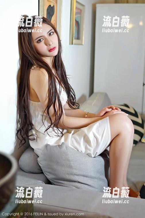 Feilin嗲囡囡 - 张俊佳的白裙写真，分享一点柔情，但我每次看都想转身…