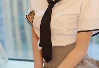 MFStar模范学院 – 悦爷妖精化身白色狼人，这样的写真更新你能接受吗？