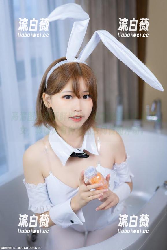 高清图片的新鲜出炉，喵糖映画的忧郁少女，真让人有种想上去问候的冲动。