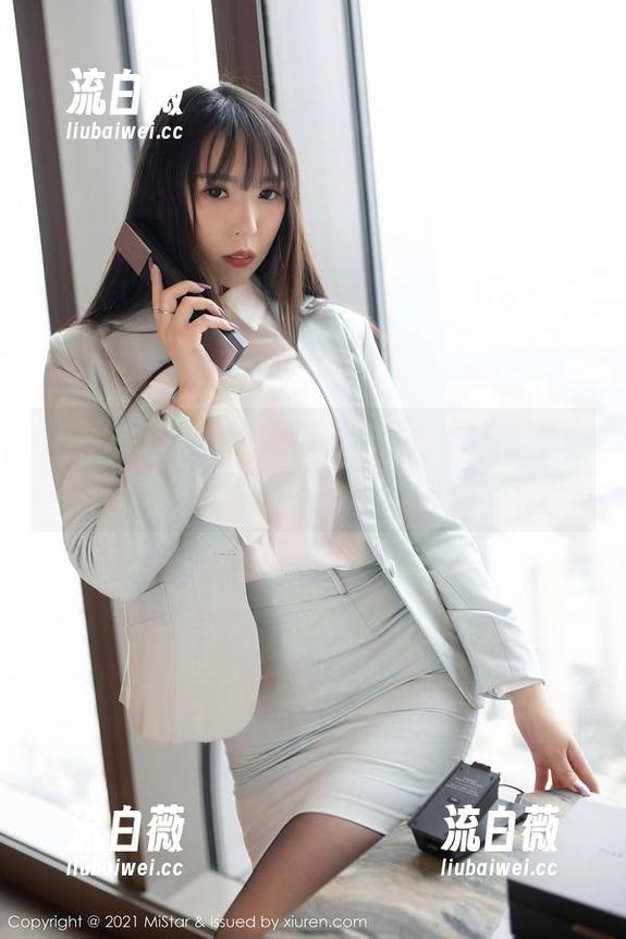 MiStar魅妍社 - 看Ashely丽丽的全套写真，姐姐的气质果然不是盖的！