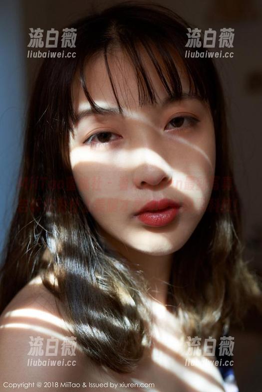 MiiTao蜜桃社 - 看木楠Nan最新写真，告诉你为什么美腿才是穿搭中的黑科技！
