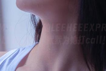 看到Min.E(민이)的LEEHEEEXPRESS–LEBE原图，默默为她打call！