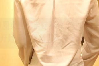 ROSI图集：嫩学妹制服，就感觉这是要开始另一段新冒险的前奏了。
