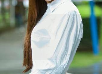 TuiGirl推女郎 – 最新Yu佳妮夏天的奇遇记，分享她如何在人群中独占鳌头，你信吗？我信！