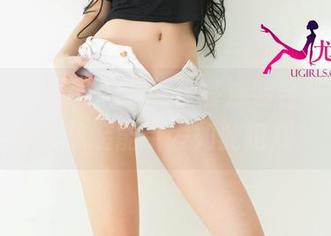 UGirls尤果网 – 下载佟蔓泳装合集，究竟多少泳装能引发如此犯规？