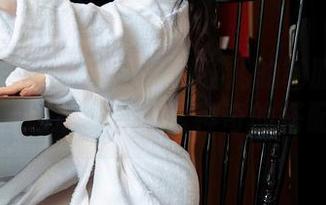 XINGYAN星颜社 – 刘钰儿的制服写真集更新，这次又是什么神奇的搭配呢？