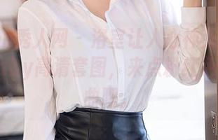 Xiuren秀人网 – 浴室让人心神荡漾：周慕汐baby高清套图，来点粉红色的小插曲吧。