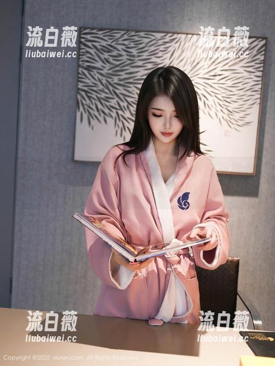 Xiuren秀人网 - 这套王俪丁小宝贝裸足作品，难道她的脚是叛逆的灵魂？