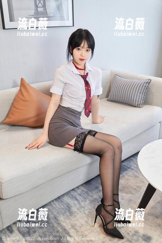 Xiuren秀人网 - “白洁Bessie的黑色反叛日常”——合集，图册中藏着几分叛逆的小心思