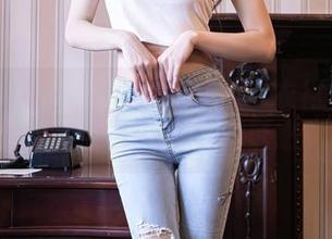 Xiuren秀人网 – 白浅浅的连衣裙写真集，谁能拒绝这种下载诱惑？