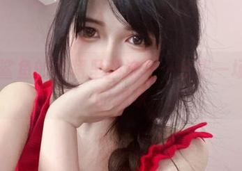 在at鲨鱼的白裙里翻滚——分享一场无尽的想象