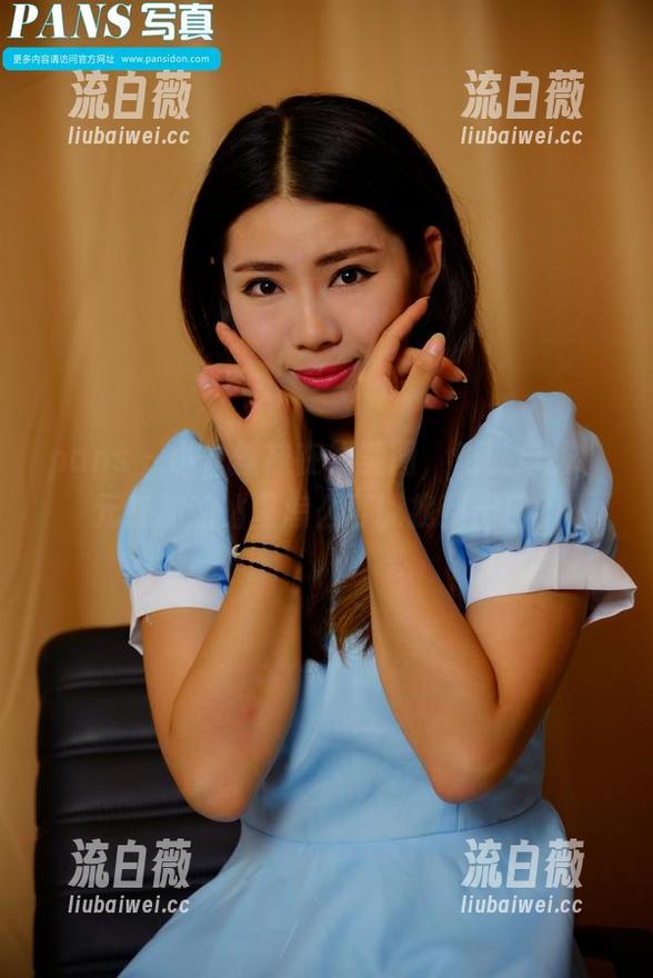 pans - 小九丝袜在线美图，难以自拔，元气加油站里怎么可能找到出口？