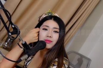 pans – 苏琪的画笔下，女孩与福利图集的完美交融