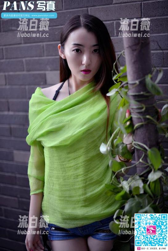 pans - 美图里的诗诗与眼镜，能否给我解释一下那种趋势感？照片直击心灵。