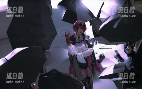 看着w百合欧皇子w的轻风LB01红,我偷偷想,如果这是真人会怎样… 看着w百合欧皇子w的轻风LB01红,我偷偷想,如果这是真人会怎样…