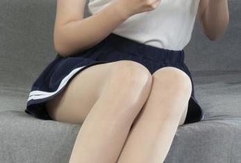 丽柜 – 看！怡萱的护士美图更新，给病人治愈的时候，也治愈我心呀。