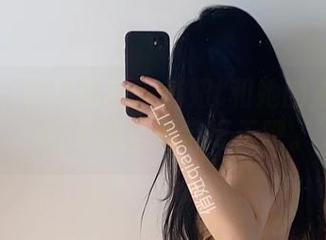 微密圈 – 在线游玩：俏妞t和她的泳衣作品，让人悄悄期待夏天吧。