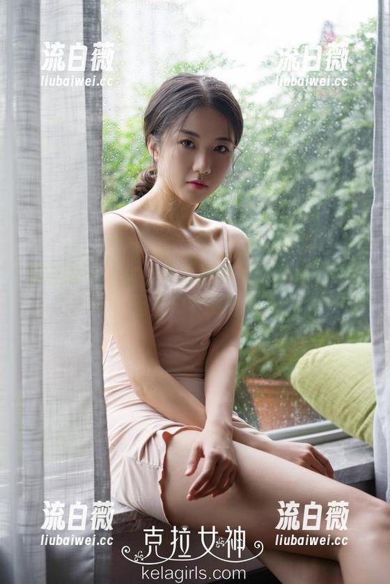 克拉女神 - 女仆可不是随便的静宜，瞧这无圣光下的气质