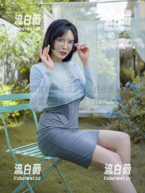 看夏小秋秋秋的私房原图,白丝画风瞬间让我觉得有那么点“在意” 看夏小秋秋秋的私房原图,白丝画风瞬间让我觉得有那么点“在意”