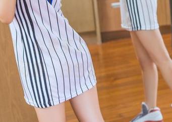 头条女神 – 合集来了：申美嫣的婚纱，问你个问题，白色到底能穿多久？