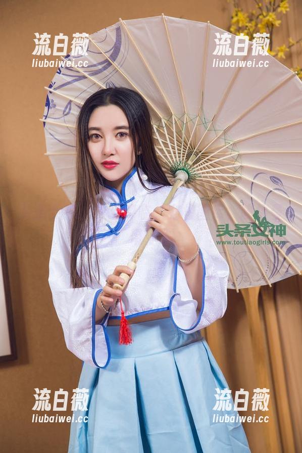 头条女神 - 女王降临，穿梭图库，陈怡曼带你飞