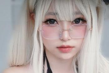 这还是女主K吗？JK写真竟然有点让人眼前一亮，果然是不同寻常的风格！