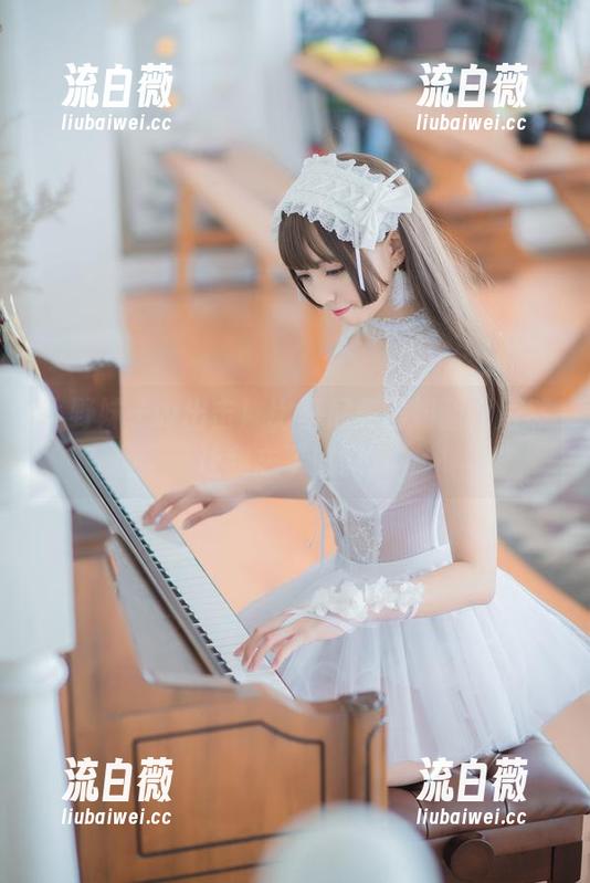 小野妹子w出击！比基尼美图如画，居然让我忘了时间。