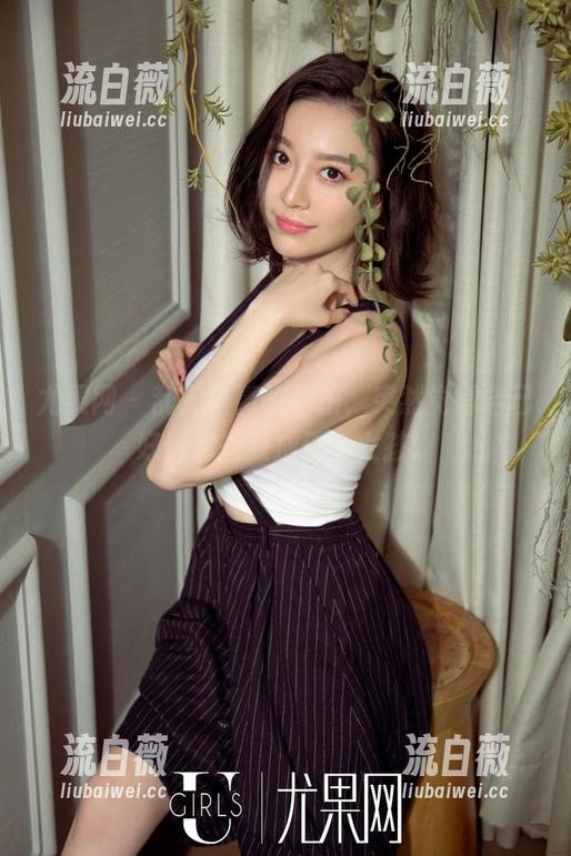尤果网 - 乱入朱赢的私拍，突然觉得自己好像也想变成那个女孩。
