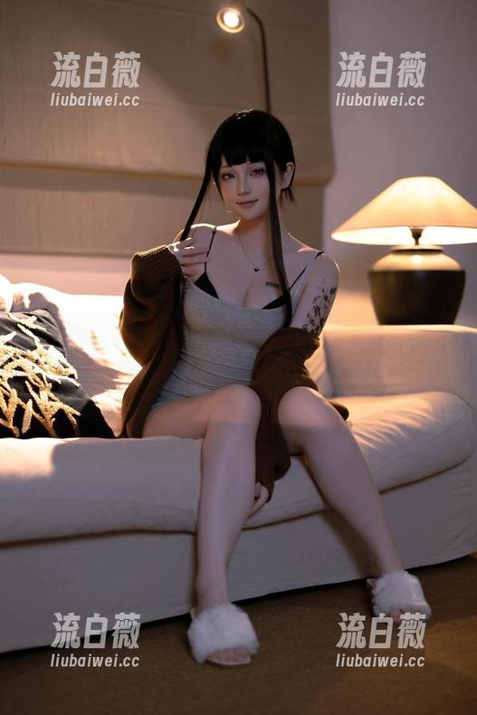 屿鱼的少女套图，是一种怎样的叛逆？原图给了我一种无法言喻的想象空间。