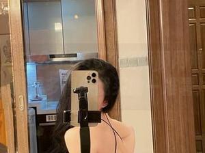 微密圈 – 左公子666在线畅聊网洞连体黑丝，资源多得像我买的一堆薯片！