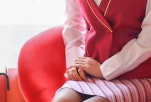 推女神 – 黑丝与幽默同行，刘钰儿的免费套图才不会让你无聊！