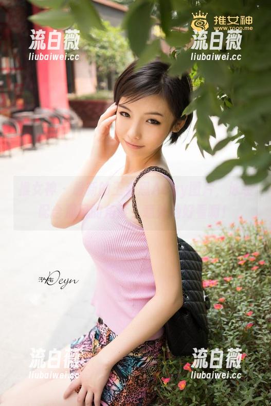 推女神 - 最新的王乔恩Abby图片，泳装配合那风的角度，意外地好看啊！