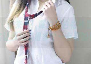 推女神 – 快来看！谭晓彤白衬衫在线美图，莫名让我想了很多个…有趣的事情。