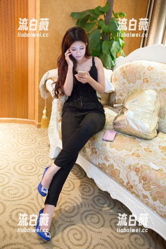 推女郎 - 要霸气还是要可爱？谭冰的高跟鞋资源一次满足你！