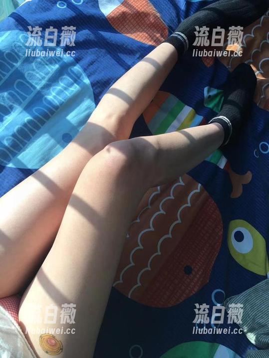 微密圈 - 原图直击心灵，无敌哒小姨妈的高跟鞋福利值得一看，哦不，是值得多看几次！