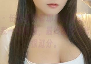 微密圈 – 长腿是可馨耶真让人醉，原图的细节让我一直盯着，最终的壁纸肯定也会很过分。