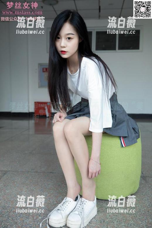 梦丝女神 - 短裙+花月舞=不可抗拒的“美图”方程式,赶快来验证! 梦丝女神 - 短裙+花月舞=不可抗拒的“美图”方程式,赶快来验证!