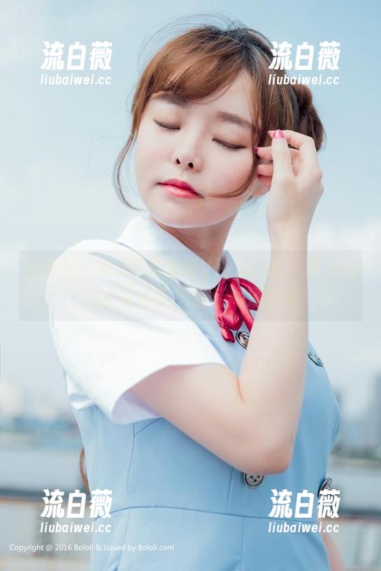 波萝社 - K8傲娇萌萌Vivian说：双人自拍才是本世纪最佳高清合照