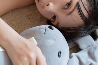 波萝社 – 柳侑绮一不小心就清纯了的写真图集！