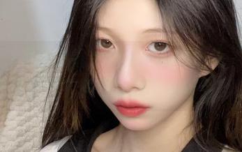 “清青琴玖眼镜”这系列高清作品，总觉得这眼镜有种不言而喻的吸引力。
