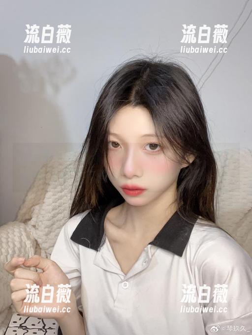 “清青琴玖眼镜”这系列高清作品,总觉得这眼镜有种不言而喻的吸引力。 “清青琴玖眼镜”这系列高清作品,总觉得这眼镜有种不言而喻的吸引力。