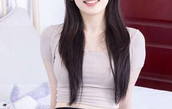 物恋传媒 – Elise与月光聊天：图片分享，月亮都看呆了！