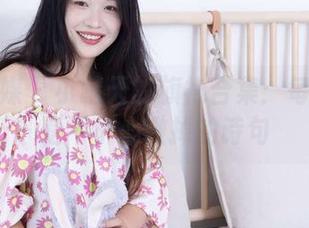 物恋传媒 – 小晴天的旗袍合集：每件都像是不小心撇掉的诗句