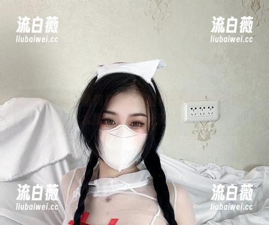 微密圈 - 其实猪饲料穿泳装的样子就是传说中的‘水豚’！美图分享中！