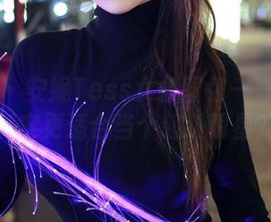 秀人网 – 安妮Tess女仆图包——也许她其实更适合当个超级明星？