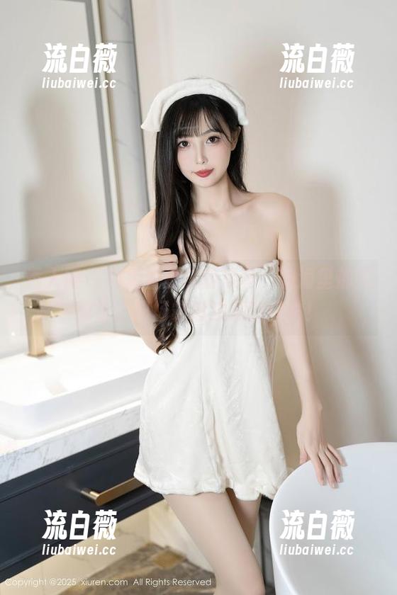 秀人网 - 每次看安然的写真，脑海里都能想象出职场霸道总裁的日常！