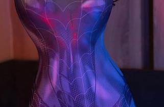 秀人网 – 办公室插画：芝芝booty写真合集中的奇怪表情