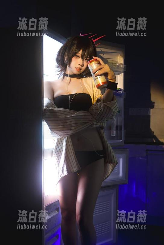 当纸悦Etsu_ko穿上这破洞背心时,连触手酱都甘拜下风,快来翻阅这图集吧! 当纸悦Etsu_ko穿上这破洞背心时,连触手酱都甘拜下风,快来翻阅这图集吧!