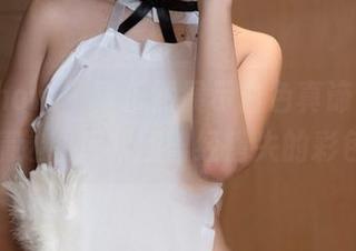 花漾show – 黄乐然展示白色真谛，让我们在精选图库找回曾经错失的彩色梦！