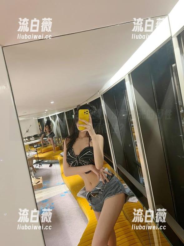 微密圈 - 葛征的水手服：没有圣光的野性美，谁能顶得住？